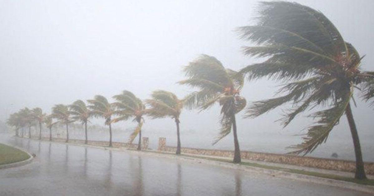 Alerte météo : fortes pluies, orages et rafales de vent attendus lundi et mardi dans ces villes