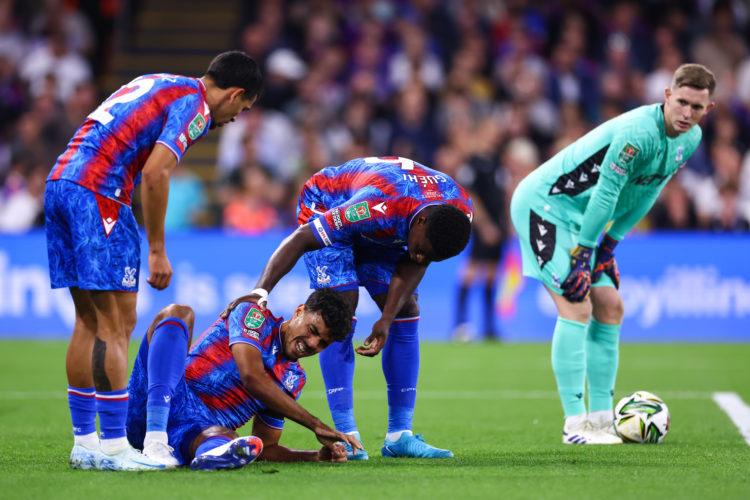 Chadi Riad sur le chemin du retour : Crystal Palace pourrait récupérer son roc plus tôt que prévu