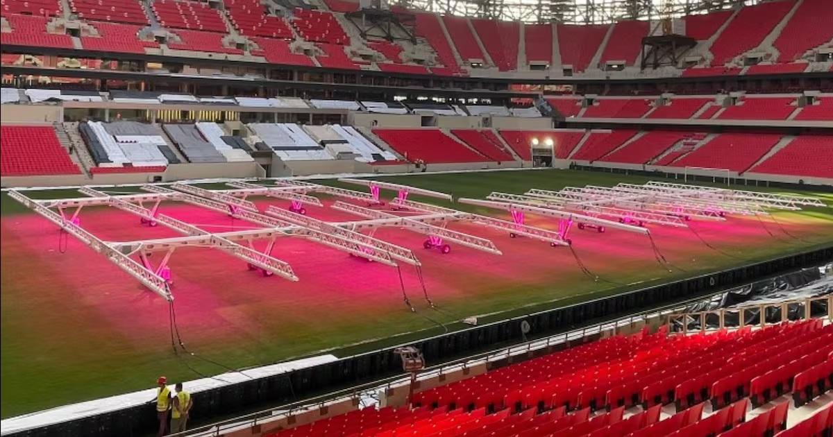 Stade Moulay Abdellah : le marché noir marque déjà le premier but