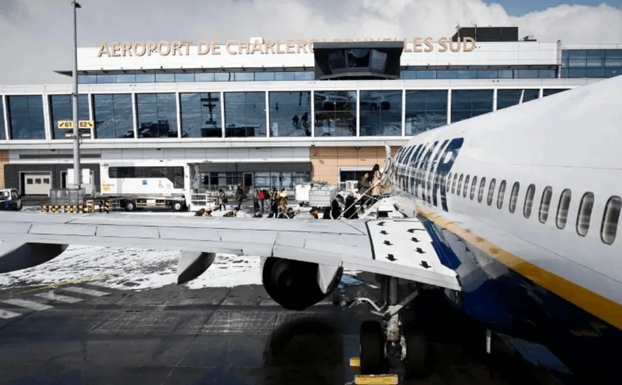 Aéroport de Charleroi : tous les vols annulés, des liaisons avec le Maroc affectées
