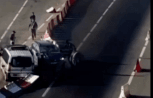 Sidi Allal El Bahraoui : une voiture force un barrage et percute un véhicule de la Gendarmerie