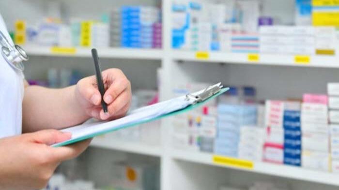 Prix des médicaments : les pharmaciens réclament leur place dans la réforme