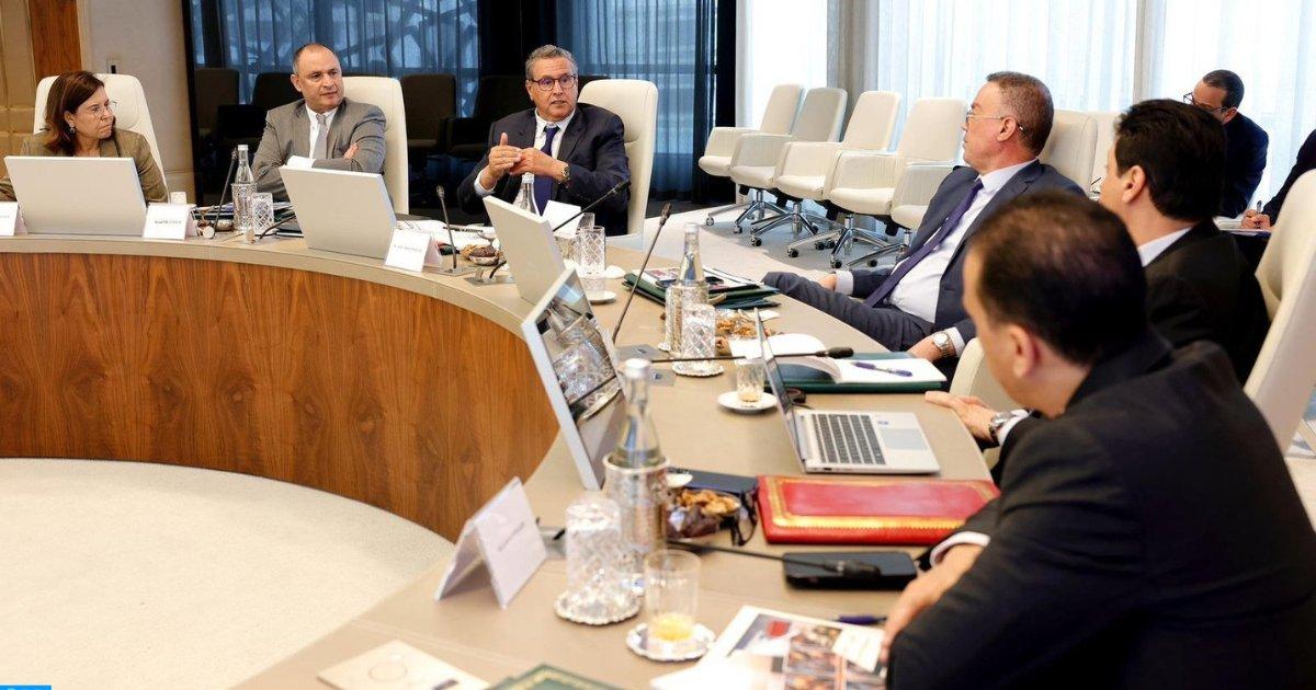 Emploi : Akhannouch mobilise les acteurs autour des chantiers structurants