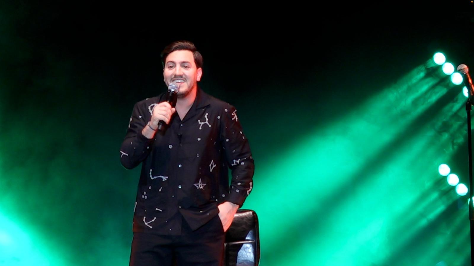 Amine Radi crée l’événement à Casablanca : un show d’humour aux allures de concert géant