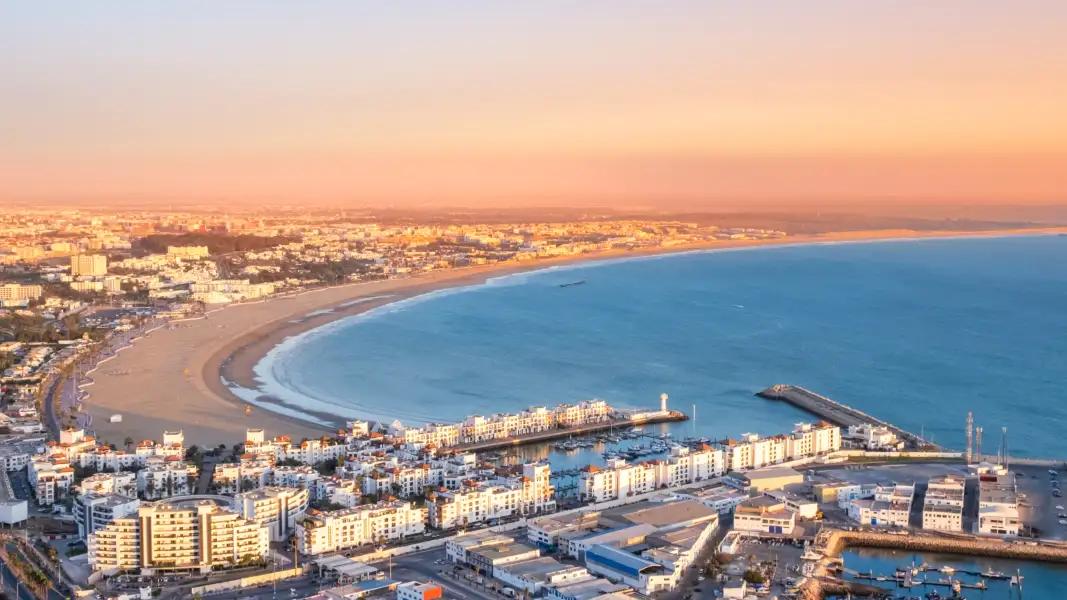 Agadir, nouvelle reine des séjours abordables : « All Inclusive » à partir de 420 DH la nuit