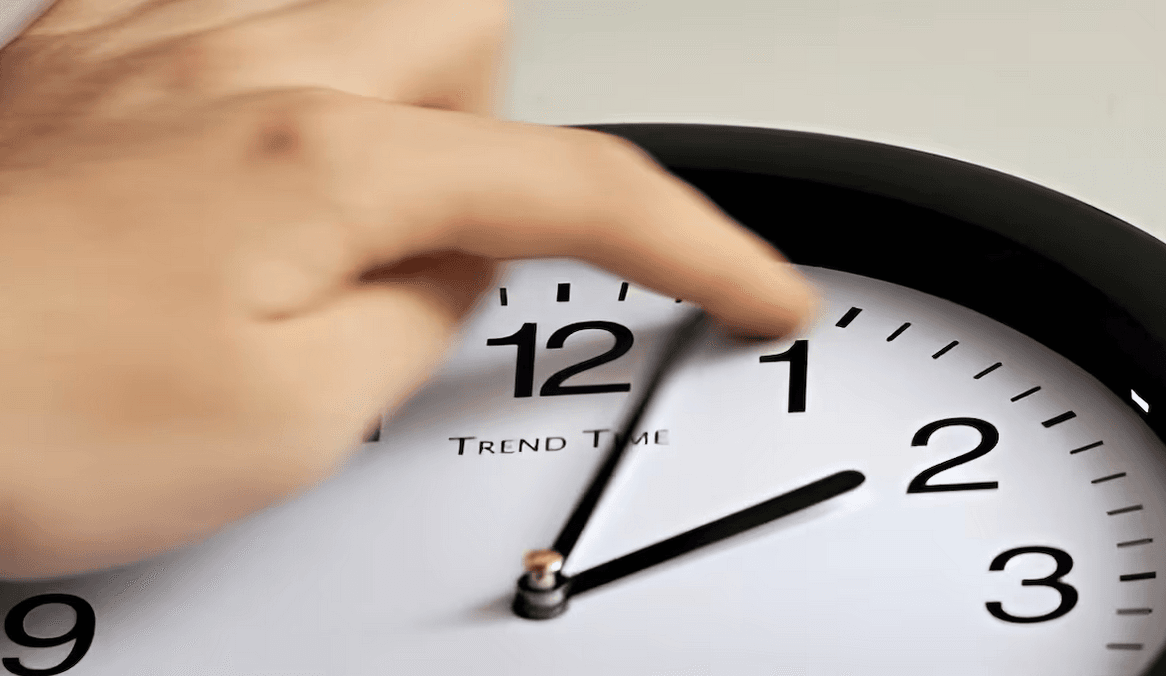 GMT+1 : une pétition de plus de 20.000 signatures ravive la polémique au Maroc