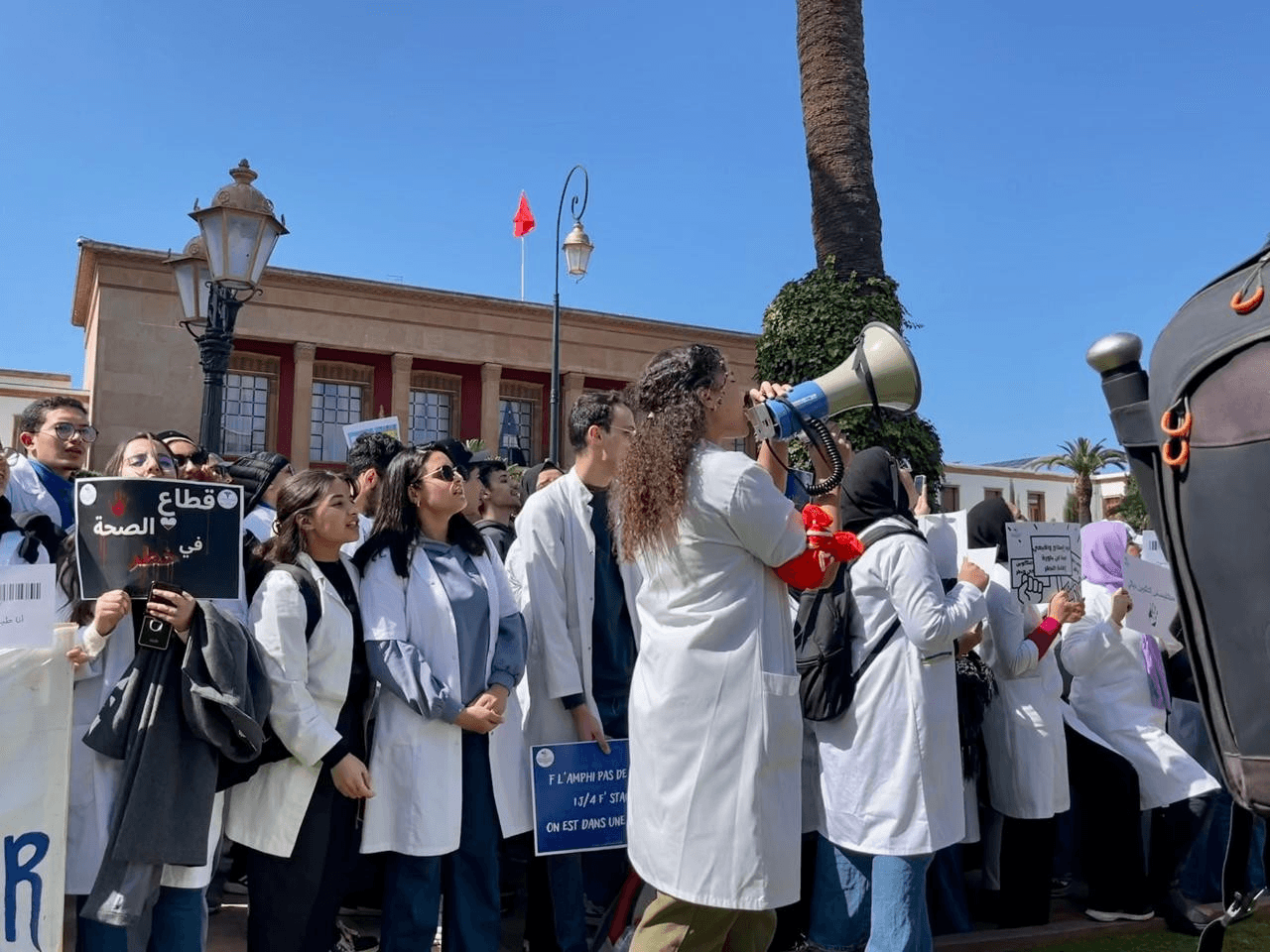 Rémunération, contrat, couverture… un accord en gestation avec les internes