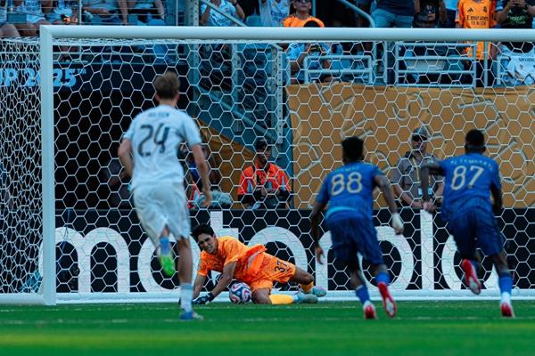 Mondial des clubs : Bono en muraille, le Real freiné d’entrée par Al-Hilal