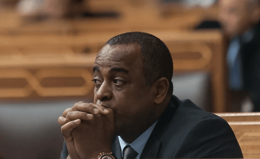 Procès Saïd Naciri : tension autour de la villa de Californie, l’audience suspendue