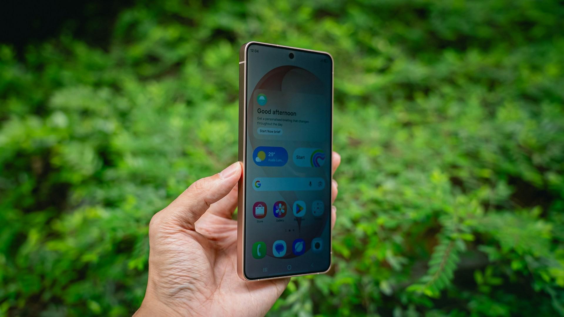 Galaxy S26 : Samsung ajoute une protection anti-piratage via redémarrage automatique