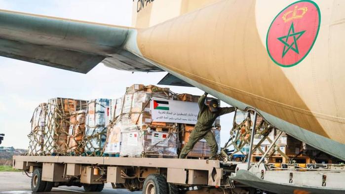 SM le Roi ordonne l’envoi de 180 tonnes d’aide humanitaire médicale à Gaza
