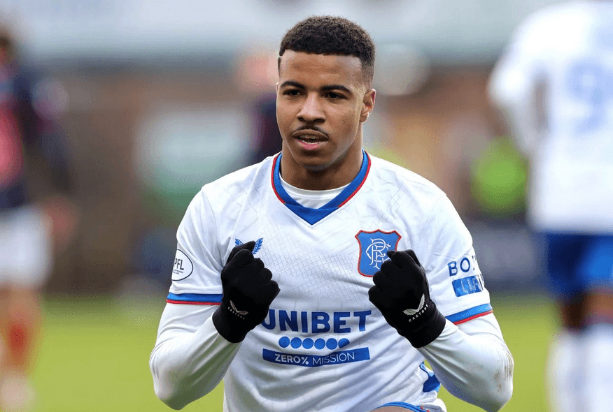 Hamza Igamane inscrit un doublé et sauve les Rangers de la défaite
