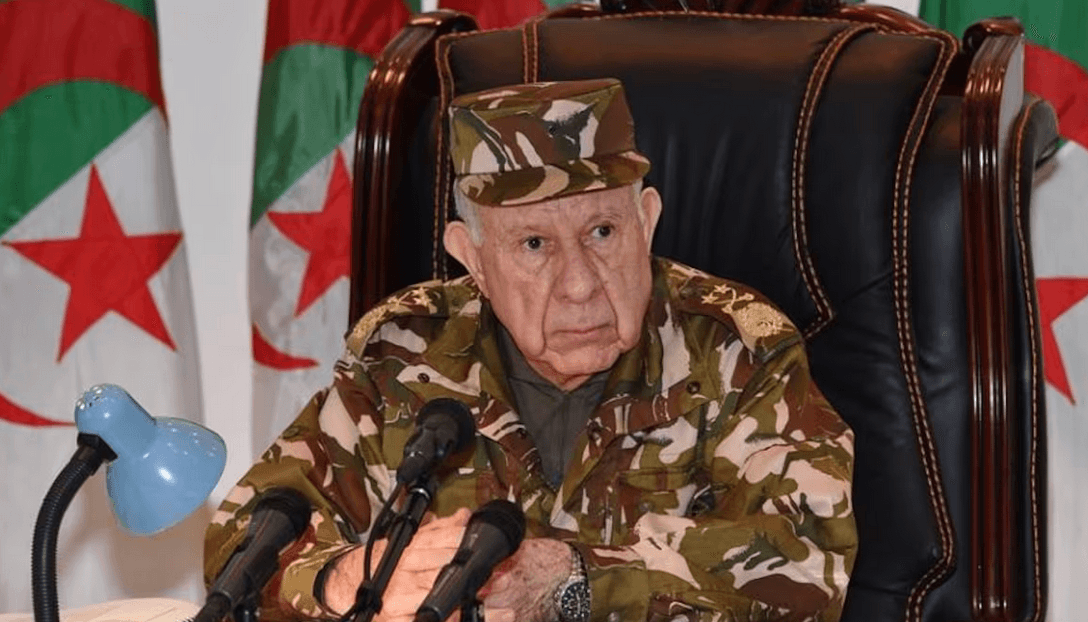 L’Algérie se lave les mains : Chengriha rend les jouets iraniens du Polisario