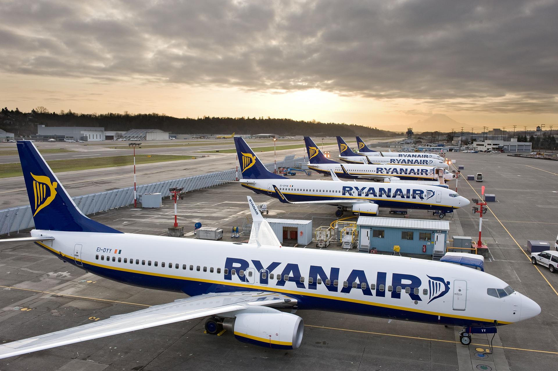 Ryanair passe au tout-numérique, mais garde le papier pour le Maroc