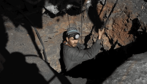 Jerada: 3 morts par asphyxie dans un puits d'extraction de charbon