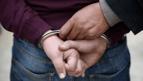 Arrestation d'individus pour des affaires de vol à l'intérieur d'agences de transfert de fonds