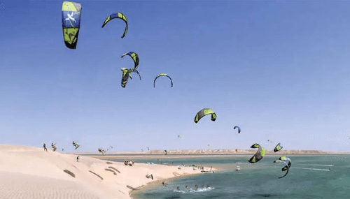 Dakhla accueille l'élite mondiale des sports de glisse pour des compétitions de haut niveau
