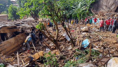 Tragédie à Yaoundé : Au moins 27 morts dans un éboulement provoqué par les pluies torrentielles