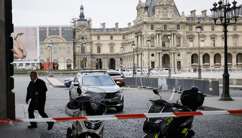 Nouvelle alerte à la bombe au Château de Versailles : Deuxième évacuation en moins d'une semaine