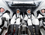 Décollage de la fusée de SpaceX avec quatre touristes à bord