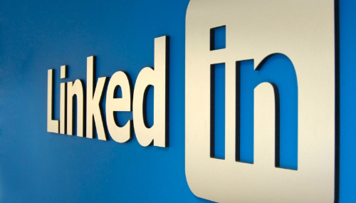 LinkedIn déploie un nouveau service de messagerie instantanée pour les pages d’entreprises
