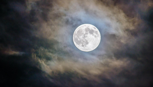 La dernière super pleine lune de l’année illuminera le ciel le 29 septembre